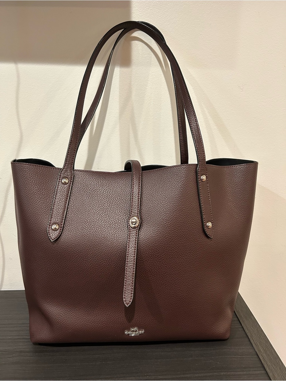 Coach Market Tote Style#58849
EUC